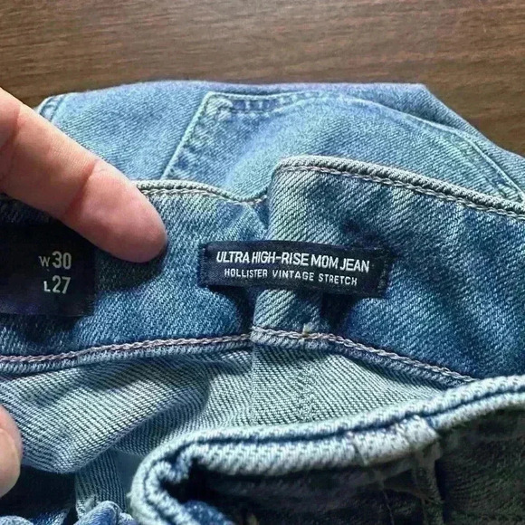 Holster Ultra High Rise Mom Jeans. Size 30. Paper Bag Waist. Raw Hem - Picture 6 of 7